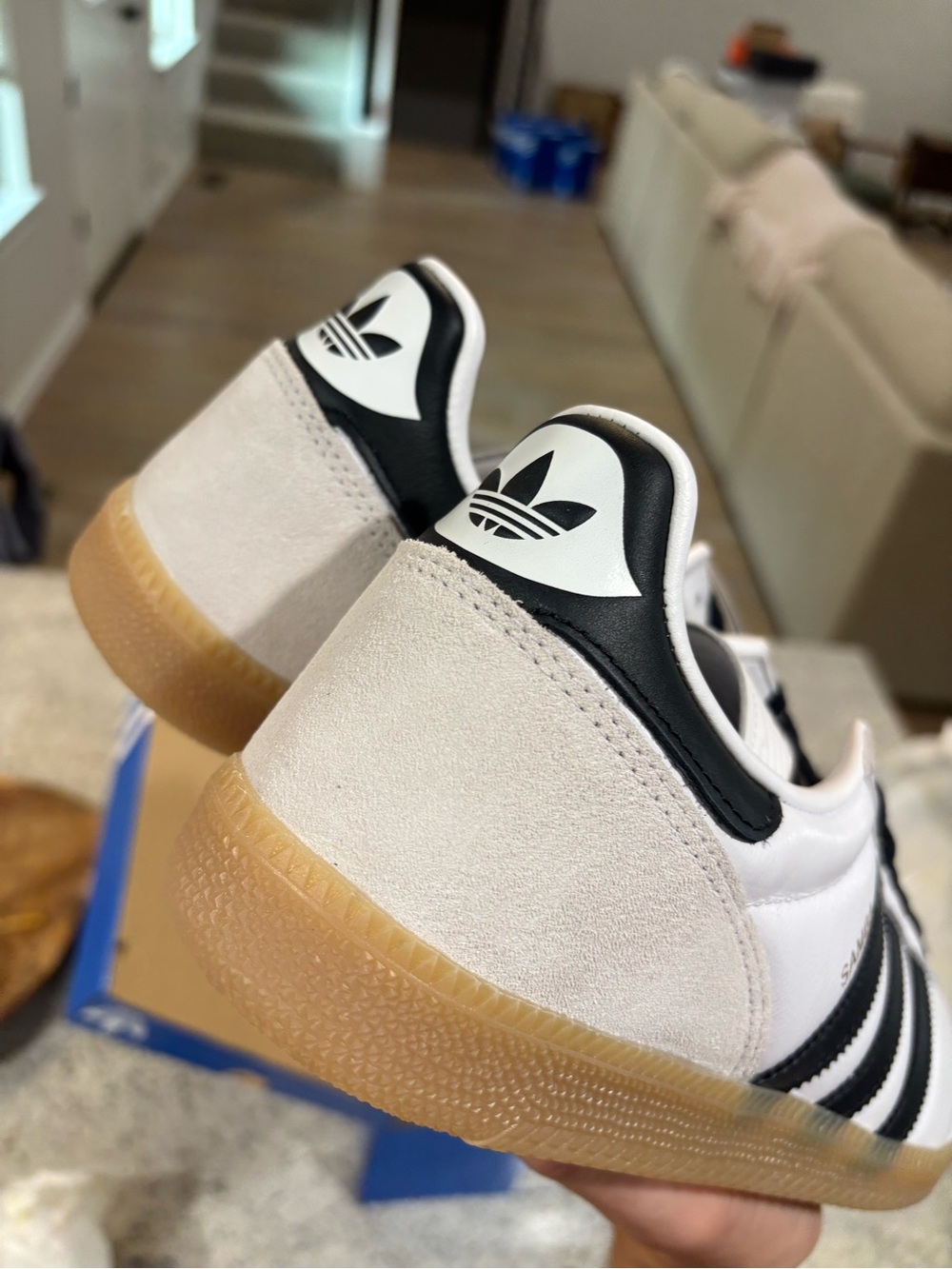 Adidas Samba JP ‘Cloud White Black Gum’ Men's Size 9-13 Low-Top Sneakers! JQ9055 - Picture 3 of 11